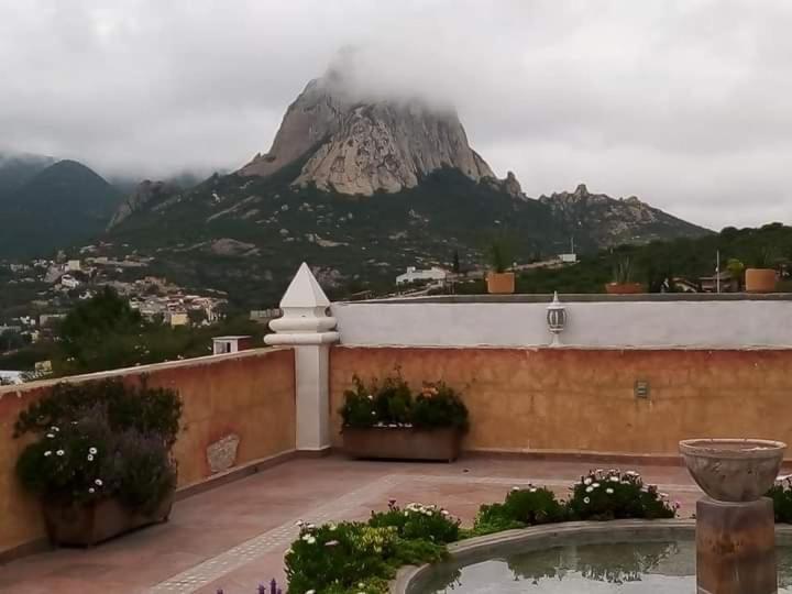 Hotel Villa Penasco Bernal Exterior photo