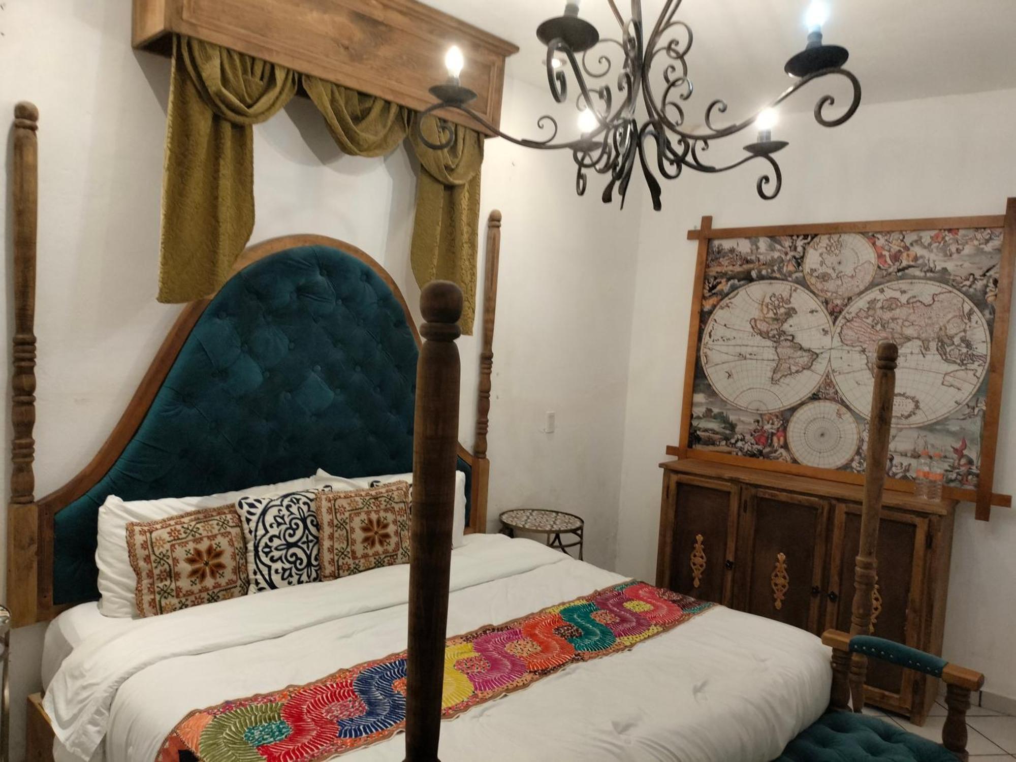 Hotel Villa Penasco Bernal Room photo